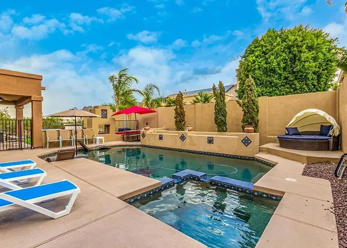 Hébergement de vacances Luxury Cul-de-sac With Heated Pool & 5br